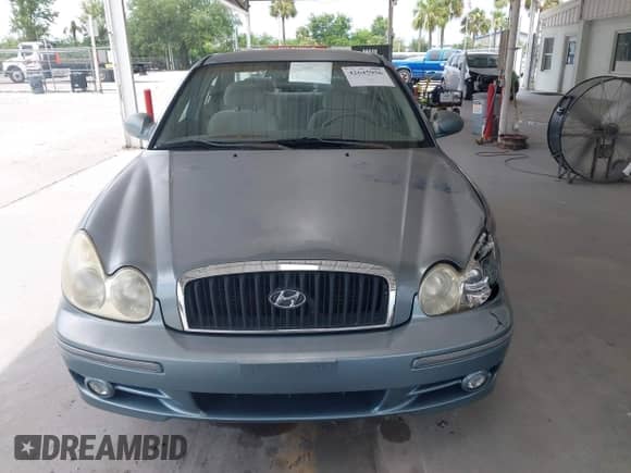 2004 Hyundai Sonata with VIN KMHWF25H64A045393, listed as a IAAI auction lot 42645956 with 114,112 mi miles and . Bid and sale history available at DreamBid. Image 12.