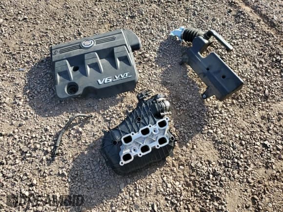 ✅ 2014 Cadillac SRX Performance Collection • VIN: 3GYFNFE32ES579763 • Lot: 65644415. Wystawiony na Copart z przebiegiem 110 223 mil. Bezpłatny archiwum sprzedaży aukcyjnych z USA i szczegółowy raport historii pojazdu na DreamBid. Zdjęcie 13.