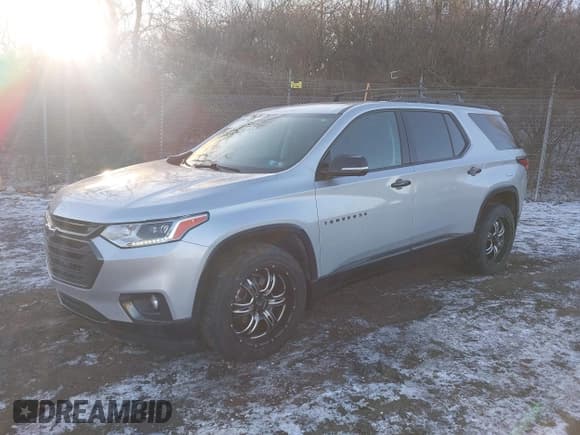 ✅ 2020 Chevrolet Traverse Premier • VIN: 1GNEVKKW0LJ296745 • Lot: 41284830. Listed on IAAI with 76,373 mi. Free auction sales archive from the USA and detailed vehicle history report at DreamBid. Image 18.