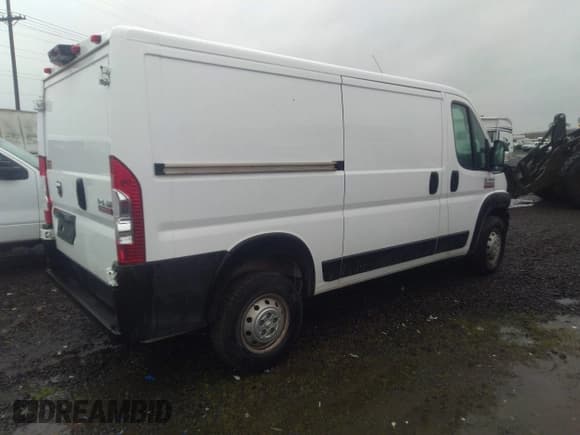 ✅ 2021 Ram ProMaster Cargo • VIN: 3C6LRVAG9ME575889 • Lot: 43710794. Wystawiony na IAAI z przebiegiem 46 500 mil. Bezpłatny archiwum sprzedaży aukcyjnych z USA i szczegółowy raport historii pojazdu na DreamBid. Zdjęcie 4.