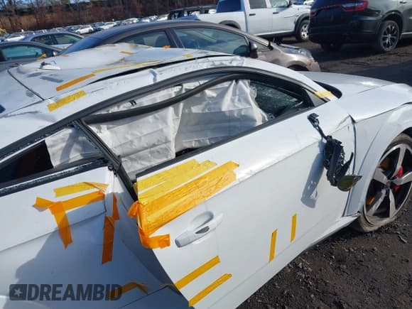 ✅ 2023 Audi TTS • VIN: TRUA1AFV0P1007101 • Лот: 41800664. Опубликован ранее на IAAI с пробегом 2 021 миль. Бесплатный доступ к архиву аукционных продаж из США и подробный отчёт об истории автомобиля на DreamBid. Изображение 17.