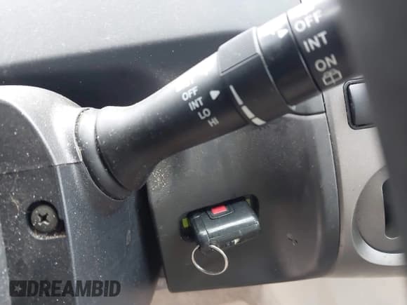 ✅ 2004 Toyota Prius • VIN: JTDKB22UX40009910 • Lot: 43579910. Wystawiony na IAAI z przebiegiem 278 156 mil. Bezpłatny archiwum sprzedaży aukcyjnych z USA i szczegółowy raport historii pojazdu na DreamBid. Zdjęcie 11.