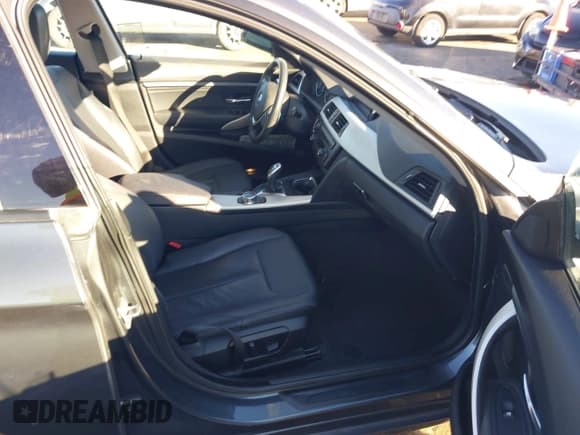 ✅ 2014 BMW 3 Series 328i Gran Turismo xDrive • VIN: WBA3X5C51ED556845 • Лот: 43663386. Опубликован ранее на IAAI с пробегом 121 572 миль. Бесплатный доступ к архиву аукционных продаж из США и подробный отчёт об истории автомобиля на DreamBid. Изображение 5.