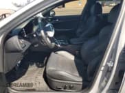 ✅ 2022 Kia Stinger GT-Line • VIN: KNAE35LD3N6115377 • Lot: 71490575. Wystawiony na Copart z przebiegiem 37 873 mil. Bezpłatny archiwum sprzedaży aukcyjnych z USA i szczegółowy raport historii pojazdu na DreamBid. Zdjęcie 7.