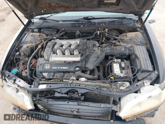 ✅ 2000 Honda Accord LX • VIN: 1HGCG2241YA020785 • Lot: 43604869. Listed on IAAI with 216,710 mi. Free auction sales archive from the USA and detailed vehicle history report at DreamBid. Image 10.