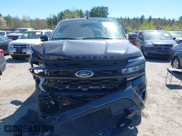 ✅ 2024 Ford Expedition Max Limited • VIN: 1FMJK2A83REA35478 • Lot: 42105375. Listed on IAAI with 25,198 mi. Free auction sales archive from the USA and detailed vehicle history report at DreamBid. Image 12.
