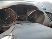 ✅ 2014 Ford Escape SE • VIN: 1FMCU0GX7EUA75536 • Lot: 80111335. Wystawiony na Copart z przebiegiem Nie podano. Bezpłatny archiwum sprzedaży aukcyjnych z USA i szczegółowy raport historii pojazdu na DreamBid. Zdjęcie 9.