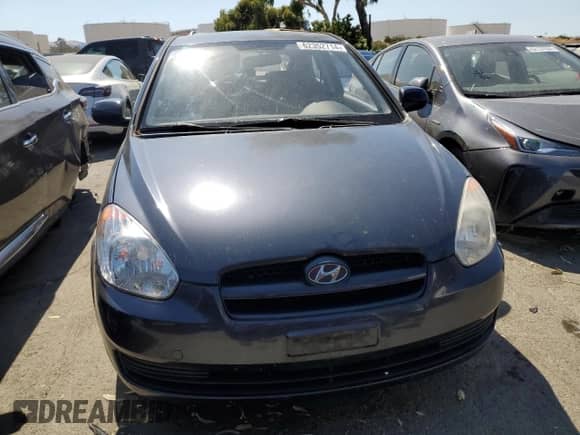 2010 Hyundai Accent GS z VIN KMHCM3AC2AU163024, wystawiony jako Copart lot #62352714 z przebiegiem 84 946 mil mil oraz Szkoda całkowita • Salvage title. Historia ofert i sprzedaży dostępna na DreamBid. Obrazek 5.