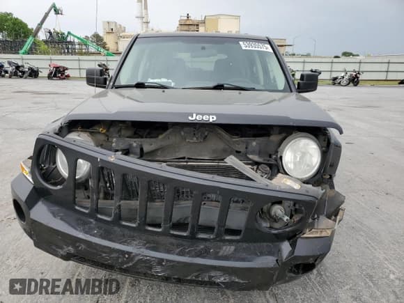 ✅ 2008 Jeep Patriot Sport • VIN: 1J8FT280X8D534394 • Lot: 53935575. Listed on Copart with 122,836 mi. Free auction sales archive from the USA and detailed vehicle history report at DreamBid. Image 5.