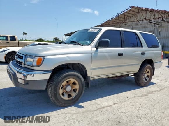 ✅ 2000 Toyota 4Runner • VIN: JT3GM84R8Y0055418 • Lot: 81489025. Listed on Copart with 185,454 mi. Free auction sales archive from the USA and detailed vehicle history report at DreamBid. Image 1.