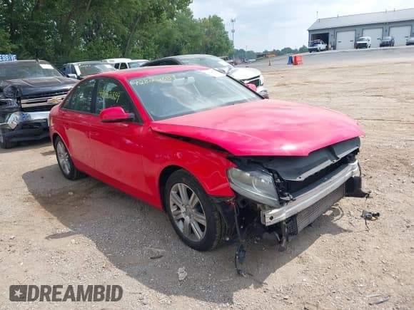 ✅ 2011 Audi A4 Premium • VIN: WAUBFAFL9BN056584 • Lot: 42822859. Wystawiony na IAAI z przebiegiem 120 709 mil. Bezpłatny archiwum sprzedaży aukcyjnych z USA i szczegółowy raport historii pojazdu na DreamBid. Zdjęcie 1.