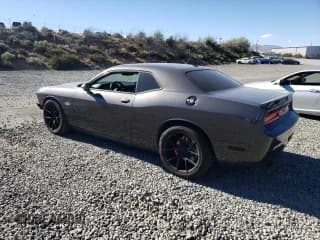 ✅ 2014 Dodge Challenger SRT-8 • VIN: 2C3CDYCJ8EH137473 • Lot: 67587044. Wystawiony na Copart z przebiegiem 51 544 mil. Bezpłatny archiwum sprzedaży aukcyjnych z USA i szczegółowy raport historii pojazdu na DreamBid. Zdjęcie 2.