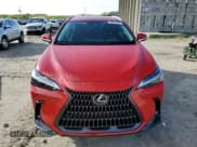 ✅ 2022 Lexus NX 350 Premium • VIN: 2T2GGCEZ8NC008536 • Lot: 68561552. Wystawiony na Copart z przebiegiem 262 mil. Bezpłatny archiwum sprzedaży aukcyjnych z USA i szczegółowy raport historii pojazdu na DreamBid. Zdjęcie 5.
