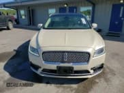 ✅ 2018 Lincoln Continental Reserve • VIN: 1LN6L9NP4J5601133 • Lot: 86799135. Wystawiony na Copart z przebiegiem 93 464 mil. Bezpłatny archiwum sprzedaży aukcyjnych z USA i szczegółowy raport historii pojazdu na DreamBid. Zdjęcie 13.
