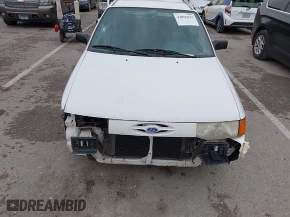 ✅ 1994 Ford Escort • VIN: 1FARP15J9RW134239 • Lot: 42056543. Listed on IAAI with 120,843 mi. Free auction sales archive from the USA and detailed vehicle history report at DreamBid. Image 6.