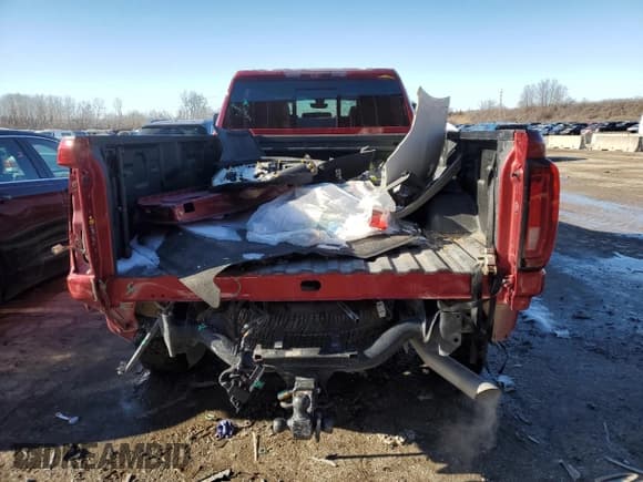 ✅ 2023 GMC Sierra 3500HD Denali • VIN: 1GT49WE76PF133353 • Лот: 43951165. Опубликован ранее на Copart с пробегом 35 953 миль. Бесплатный доступ к архиву аукционных продаж из США и подробный отчёт об истории автомобиля на DreamBid. Изображение 6.