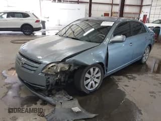 ✅ 2007 Toyota Avalon Limited • VIN: 4T1BK36BX7U200332 • Лот: 43565050. Опубликован ранее на IAAI с пробегом 201 035 миль. Бесплатный доступ к архиву аукционных продаж из США и подробный отчёт об истории автомобиля на DreamBid. Изображение 2.