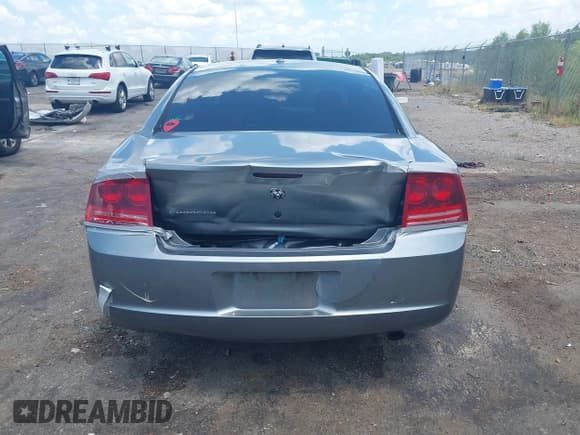 ✅ 2006 Dodge Charger • VIN: 2B3KA43G66H406246 • Лот: 42741841. Опубликован ранее на IAAI с пробегом 102 243 миль. Бесплатный доступ к архиву аукционных продаж из США и подробный отчёт об истории автомобиля на DreamBid. Изображение 16.