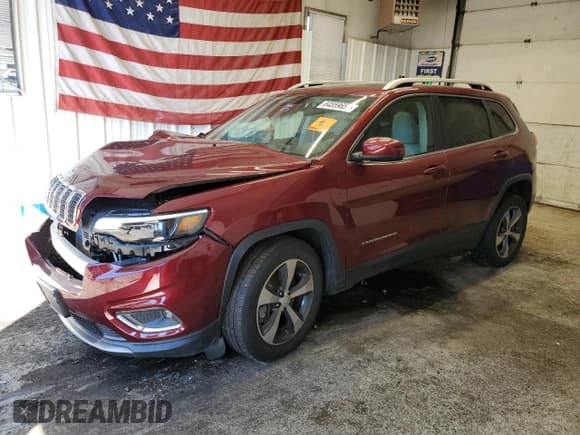 ✅ 2019 Jeep Cherokee Limited • VIN: 1C4PJMDX8KD228169 • Lot: 84559655. Wystawiony na Copart z przebiegiem 26 945 mil. Bezpłatny archiwum sprzedaży aukcyjnych z USA i szczegółowy raport historii pojazdu na DreamBid. Zdjęcie 1.