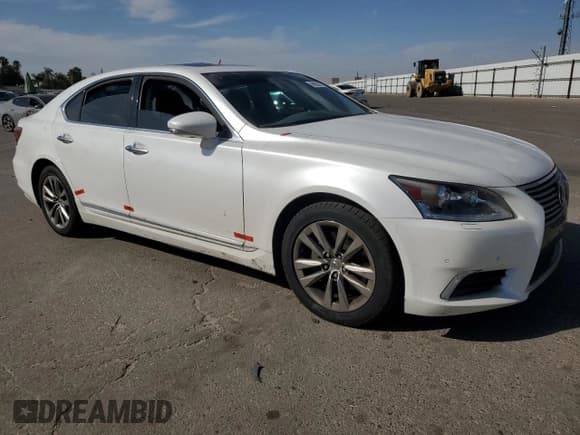 ✅ 2016 Lexus LS 460 • VIN: JTHBL5EF9G5139629 • Lot: 69653615. Wystawiony na Copart z przebiegiem 64 950 mil. Bezpłatny archiwum sprzedaży aukcyjnych z USA i szczegółowy raport historii pojazdu na DreamBid. Zdjęcie 4.