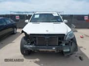 ✅ 2015 Mercedes-Benz GL 550 • VIN: 4JGDF7DE7FA545674 • Лот: 42289857. Опубликован ранее на IAAI с пробегом 149 828 миль. Бесплатный доступ к архиву аукционных продаж из США и подробный отчёт об истории автомобиля на DreamBid. Изображение 13.