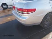 ✅ 2004 Honda Accord LX • VIN: 1HGCM66334A011601 • Lot: 43772923. Listed on IAAI with 254,442 mi. Free auction sales archive from the USA and detailed vehicle history report at DreamBid. Image 15.