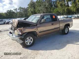 2000 Dodge 1500 с VIN 1B7HC13Y4YJ124957, выставлен на аукционе Copart как лот 76333354 с пробегом 390 462 миль миль и Списание • Salvage title. История ставок и продаж доступна на DreamBid. Изображение 1.