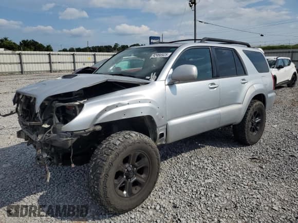 ✅ 2006 Toyota 4Runner SR5 • VIN: JTEZT14R060025837 • Lot: 62466925. Listed on Copart with 207,849 mi. Free auction sales archive from the USA and detailed vehicle history report at DreamBid. Image 1.