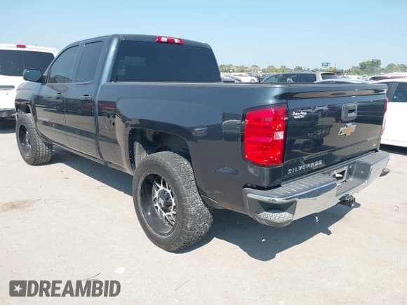 ✅ 2019 Chevrolet Silverado 1500 LT • VIN: 2GCRCPEC2K1114499 • Lot: 43338926. Wystawiony na IAAI z przebiegiem 126 728 mil. Bezpłatny archiwum sprzedaży aukcyjnych z USA i szczegółowy raport historii pojazdu na DreamBid. Zdjęcie 3.