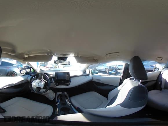 ✅ 2022 Toyota Corolla LE • VIN: 5YFEPMAE3NP367099 • Lot: 43435773. Wystawiony na IAAI z przebiegiem 29 727 mil. Bezpłatny archiwum sprzedaży aukcyjnych z USA i szczegółowy raport historii pojazdu na DreamBid. Zdjęcie 18.