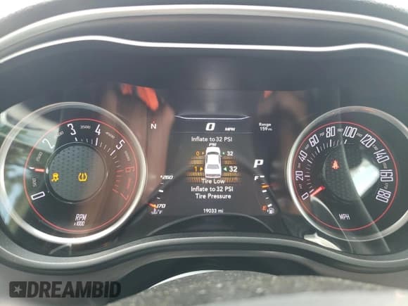 ✅ 2020 Dodge Challenger R/T Scat Pack • VIN: 2C3CDZFJ1LH106242 • Lot: 69507634. Wystawiony na Copart z przebiegiem 19 033 mil. Bezpłatny archiwum sprzedaży aukcyjnych z USA i szczegółowy raport historii pojazdu na DreamBid. Zdjęcie 9.