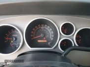 ✅ 2012 Toyota Tundra • VIN: 5TFDY5F10CX218930 • Lot: 70060405. Wystawiony na Copart z przebiegiem 250 953 mil. Bezpłatny archiwum sprzedaży aukcyjnych z USA i szczegółowy raport historii pojazdu na DreamBid. Zdjęcie 9.