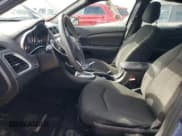 ✅ 2013 Dodge Avenger SE • VIN: 1C3CDZABXDN711773 • Лот: 67687544. Опубликован ранее на Copart с пробегом 106 301 миль. Бесплатный доступ к архиву аукционных продаж из США и подробный отчёт об истории автомобиля на DreamBid. Изображение 7.