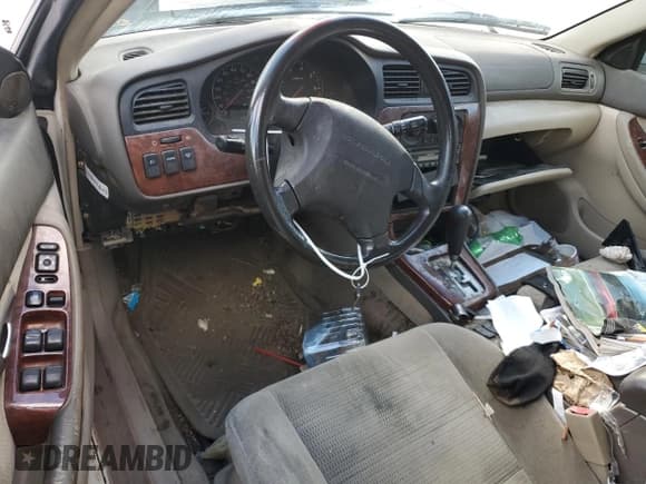 ✅ 2004 Subaru Legacy Outback • VIN: 4S3BH675547628607 • Lot: 87438785. Listed on Copart with 257,811 mi. Free auction sales archive from the USA and detailed vehicle history report at DreamBid. Image 8.