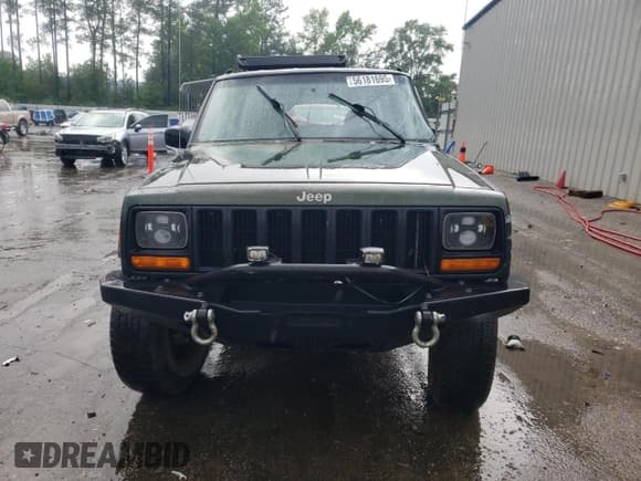 ✅ 1997 Jeep Cherokee SE • VIN: 1J4FJ28S5VL509588 • Lot: 56181695. Wystawiony na Copart z przebiegiem 313 430 mil. Bezpłatny archiwum sprzedaży aukcyjnych z USA i szczegółowy raport historii pojazdu na DreamBid. Zdjęcie 5.