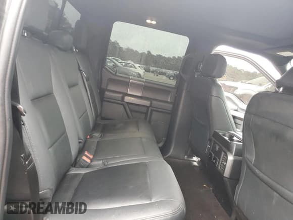 ✅ 2020 Ford F-150 XLT • VIN: 1FTEW1E51LFB06201 • Lot: 81901715. Wystawiony na Copart z przebiegiem 58 400 mil. Bezpłatny archiwum sprzedaży aukcyjnych z USA i szczegółowy raport historii pojazdu na DreamBid. Zdjęcie 10.