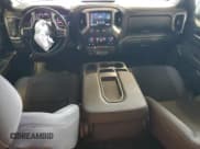 ✅ 2020 Chevrolet Silverado 1500 RST • VIN: 1GCRYEED9LZ195718 • Lot: 82565045. Listed on Copart with 103,900 mi. Free auction sales archive from the USA and detailed vehicle history report at DreamBid. Image 8.