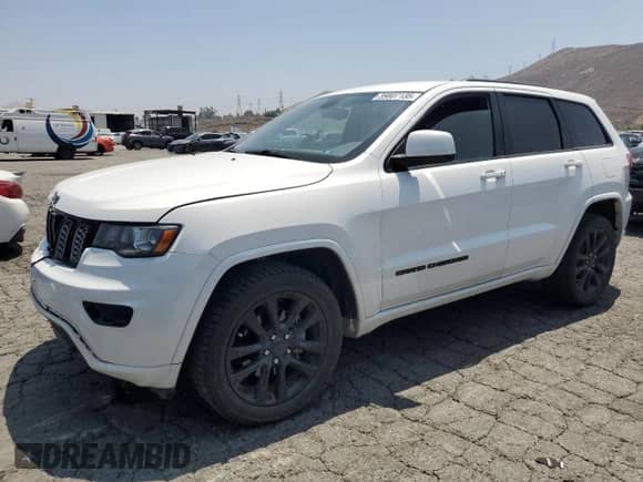 2018 Jeep Grand Cherokee Upland с VIN 1C4RJFAG6JC135339, выставлен на аукционе Copart как лот 59807135 с пробегом 100 569 миль миль и Списание • Salvage title. История ставок и продаж доступна на DreamBid. Изображение 1.