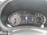 ✅ 2019 Infiniti QX50 Essential • VIN: 3PCAJ5M34KF125915 • Lot: 82610845. Wystawiony na Copart z przebiegiem 79 577 mil. Bezpłatny archiwum sprzedaży aukcyjnych z USA i szczegółowy raport historii pojazdu na DreamBid. Zdjęcie 9.