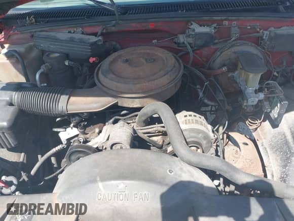 ✅ 1994 Chevrolet Silverado 2500 • VIN: 1GCFC24KXRE116072 • Lot: 42109439. Wystawiony na IAAI z przebiegiem 212 142 mil. Bezpłatny archiwum sprzedaży aukcyjnych z USA i szczegółowy raport historii pojazdu na DreamBid. Zdjęcie 10.