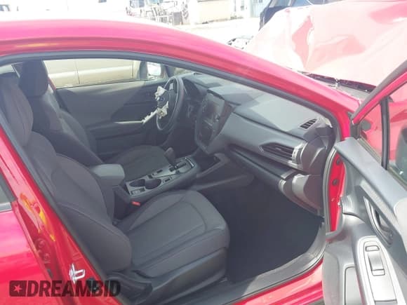 ✅ 2025 Subaru Crosstrek • VIN: JF2GUABC3S8228550 • Lot: 42000470. Listed on IAAI with 870 mi. Free auction sales archive from the USA and detailed vehicle history report at DreamBid. Image 5.