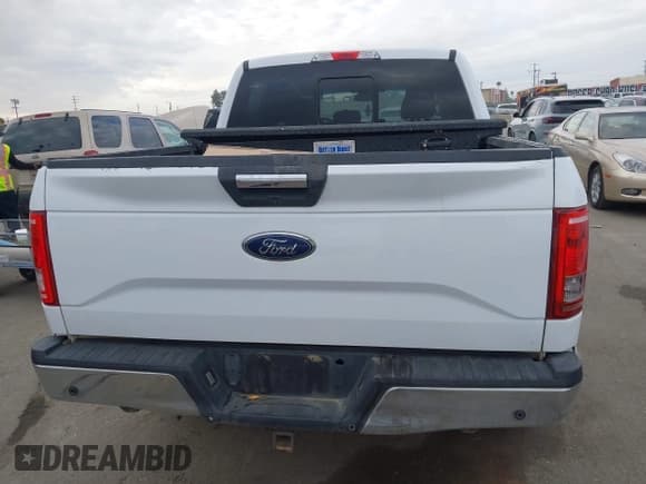 ✅ 2016 Ford F-150 XLT • VIN: 1FTEW1EG9GKD57448 • Lot: 43272508. Wystawiony na IAAI z przebiegiem 98 785 mil. Bezpłatny archiwum sprzedaży aukcyjnych z USA i szczegółowy raport historii pojazdu na DreamBid. Zdjęcie 16.