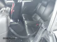 ✅ 2005 Ford Mustang Deluxe • VIN: 1ZVFT84N355204076 • Lot: 42395027. Wystawiony na IAAI z przebiegiem 45 732 mil. Bezpłatny archiwum sprzedaży aukcyjnych z USA i szczegółowy raport historii pojazdu na DreamBid. Zdjęcie 8.