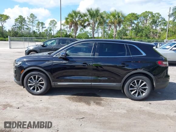 ✅ 2021 Lincoln Nautilus Standard • VIN: 2LMPJ6J92MBL04320 • Lot: 43653201. Wystawiony na IAAI z przebiegiem 55 349 mil. Bezpłatny archiwum sprzedaży aukcyjnych z USA i szczegółowy raport historii pojazdu na DreamBid. Zdjęcie 14.