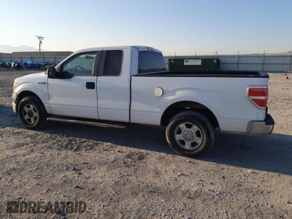 ✅ 2013 Ford F-150 XL • VIN: 1FTEX1CM2DFC36545 • Lot: 70958805. Listed on Copart with 182,845 mi. Free auction sales archive from the USA and detailed vehicle history report at DreamBid. Image 2.
