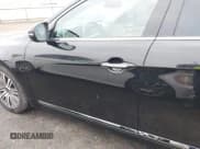 ✅ 2014 Kia Cadenza Premium • VIN: KNALN4D71E5156178 • Lot: 43516292. Wystawiony na IAAI z przebiegiem 78 923 mil. Bezpłatny archiwum sprzedaży aukcyjnych z USA i szczegółowy raport historii pojazdu na DreamBid. Zdjęcie 17.