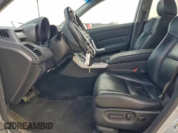 ✅ 2008 Acura RDX Technology • VIN: 5J8TB18528A010324 • Lot: 94772355. Wystawiony na Copart z przebiegiem 198 400 mil. Bezpłatny archiwum sprzedaży aukcyjnych z USA i szczegółowy raport historii pojazdu na DreamBid. Zdjęcie 7.