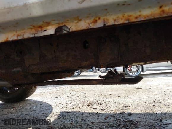 ✅ 2005 Dodge 2500 ST • VIN: 3D7KS26D05G815316 • Lot: 40518807. Wystawiony na IAAI z przebiegiem 80 295 mil. Bezpłatny archiwum sprzedaży aukcyjnych z USA i szczegółowy raport historii pojazdu na DreamBid. Zdjęcie 20.