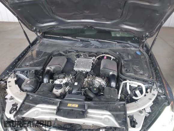 ✅ 2019 Mercedes-Benz C 43 AMG • VIN: 55SWF6EB5KU306751 • Lot: 41464413. Wystawiony na IAAI z przebiegiem 81 507 mil. Bezpłatny archiwum sprzedaży aukcyjnych z USA i szczegółowy raport historii pojazdu na DreamBid. Zdjęcie 10.