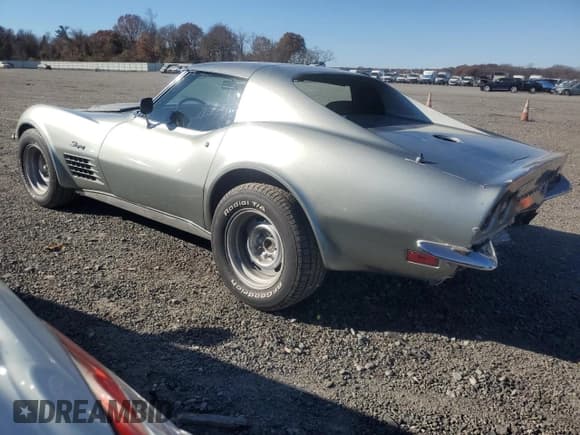 ✅ 1972 Chevrolet Corvette • VIN: 1Z37K2S5210274 • Lot: 85667144. Wystawiony na Copart z przebiegiem 64 356 mil. Bezpłatny archiwum sprzedaży aukcyjnych z USA i szczegółowy raport historii pojazdu na DreamBid. Zdjęcie 2.